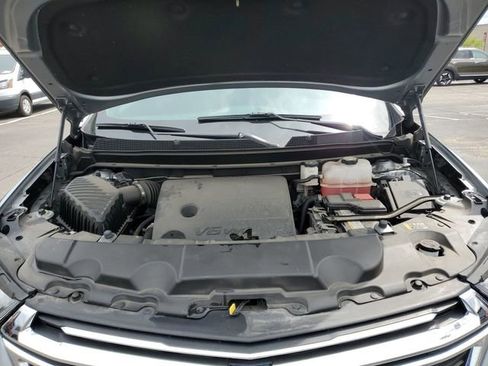 Certified 2023 Chevrolet Traverse LT FWD image 28