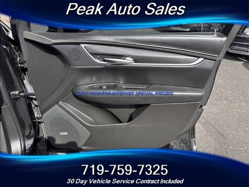 Used 2017 Cadillac XT5 Platinum w/ Driver Assist Package AWD/4WD image 35