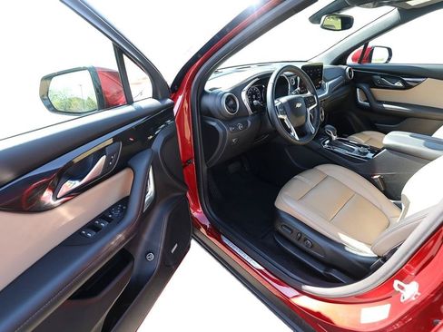 Used 2024 Chevrolet Blazer Premier FWD image 12