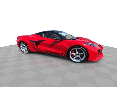 New 2025 Chevrolet Corvette E-Ray image 9