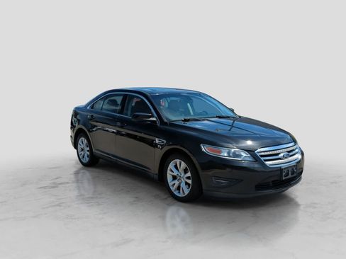 Used 2011 Ford Taurus SEL w/ 201A Rapid Spec Order Code FWD image 2