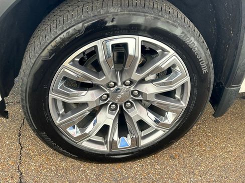 Used 2024 GMC Sierra 1500 Denali w/ Denali Reserve Package image 30