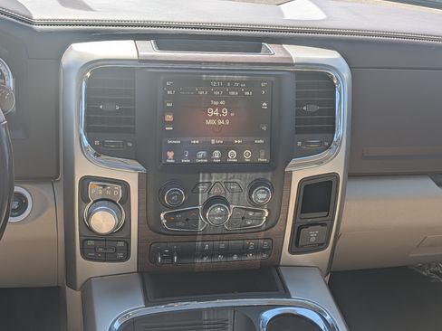 Used 2017 RAM 1500 Laramie w/ Convenience Group AWD/4WD image 15