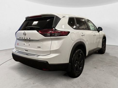 New 2026 Nissan Rogue SV w/ Cold Weather Package image 5