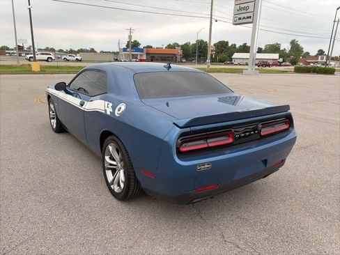 Used 2022 Dodge Challenger R/T w/ Cold Weather Group RWD image 4