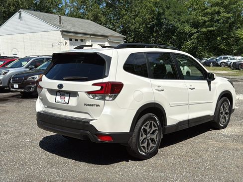 Certified 2021 Subaru Forester Premium AWD/4WD image 6