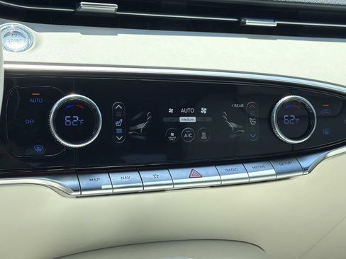 Used 2023 Genesis Electrified GV70 AWD/4WD image 11