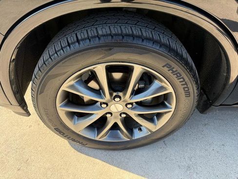 Used 2018 Dodge Durango GT AWD/4WD image 19