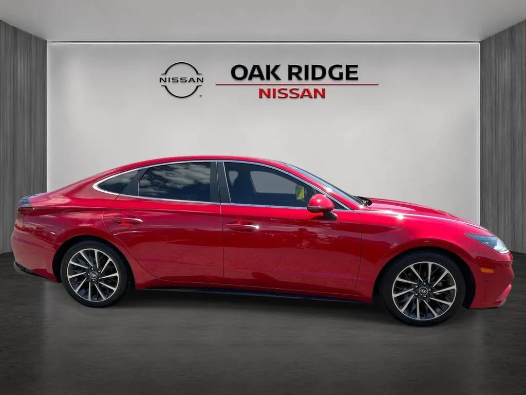 Used 2020 Hyundai Sonata Limited FWD image 2