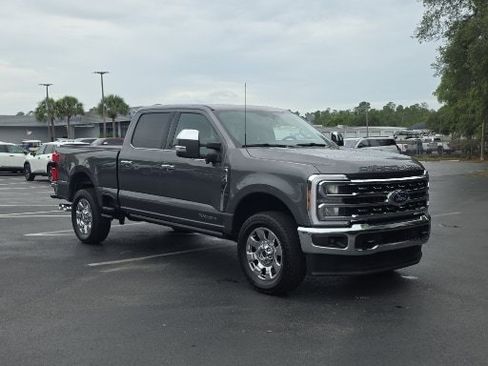 Certified 2025 Ford F250 Lariat w/ Chrome Package AWD/4WD image 14