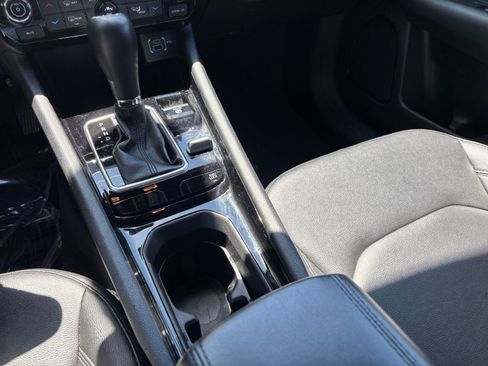 Used 2025 Jeep Compass Limited AWD/4WD image 43