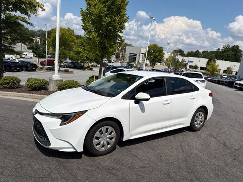 Used 2021 Toyota Corolla L FWD image 4