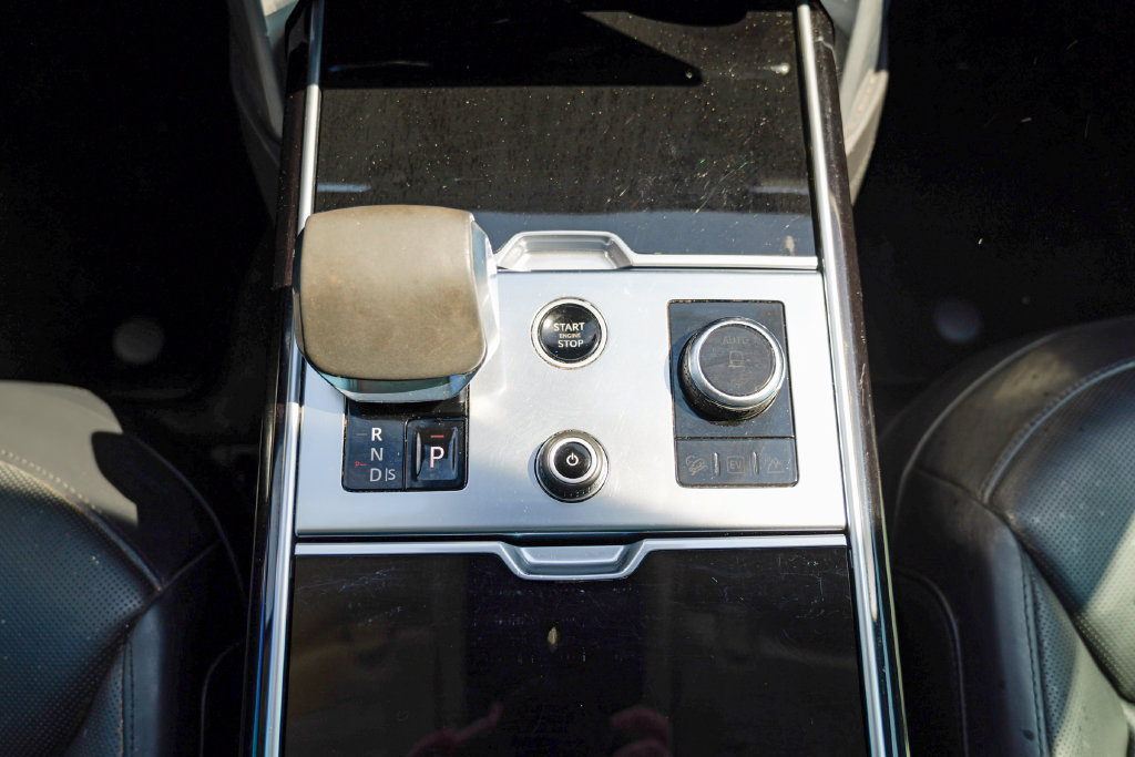 Used 2023 Land Rover Range Rover Autobiography AWD/4WD image 48