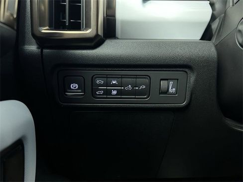 Used 2024 GMC Hummer EV 3X w/ Omega Edition image 18