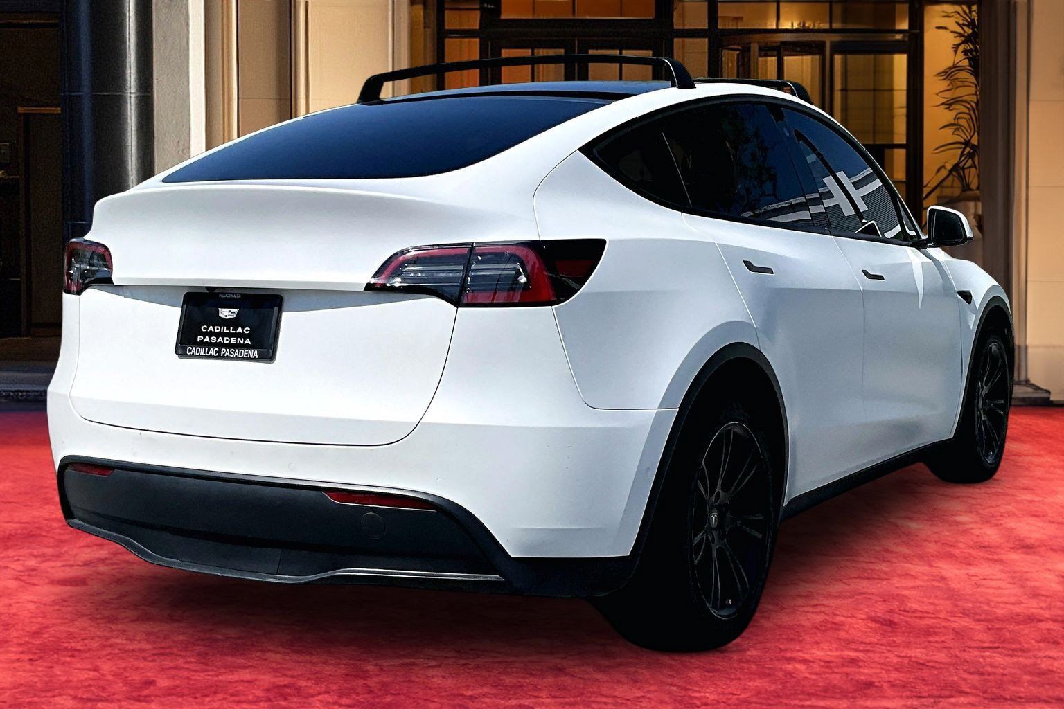 Used 2022 Tesla Model Y Long Range AWD/4WD image 6