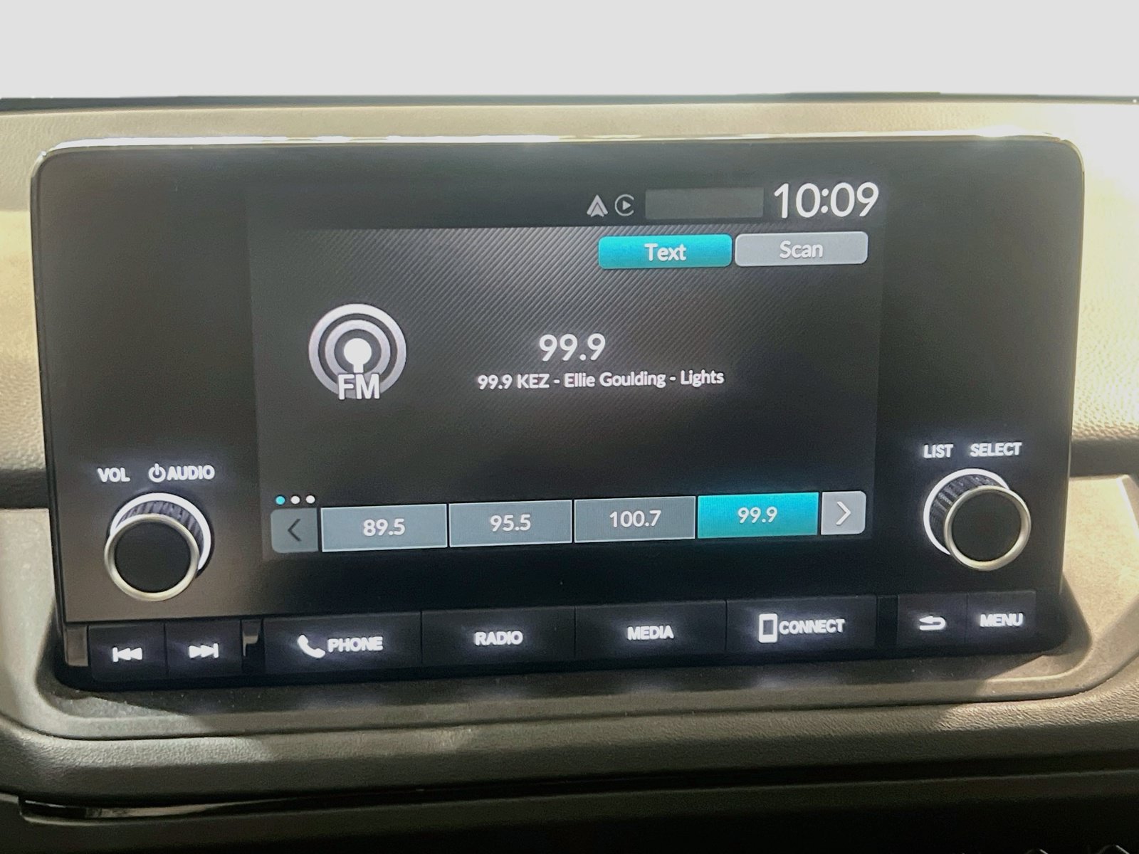 Used 2024 Honda Accord LX image 10