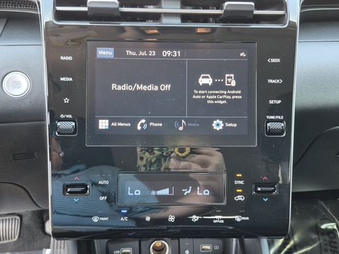 Certified 2024 Hyundai Tucson SEL FWD image 26
