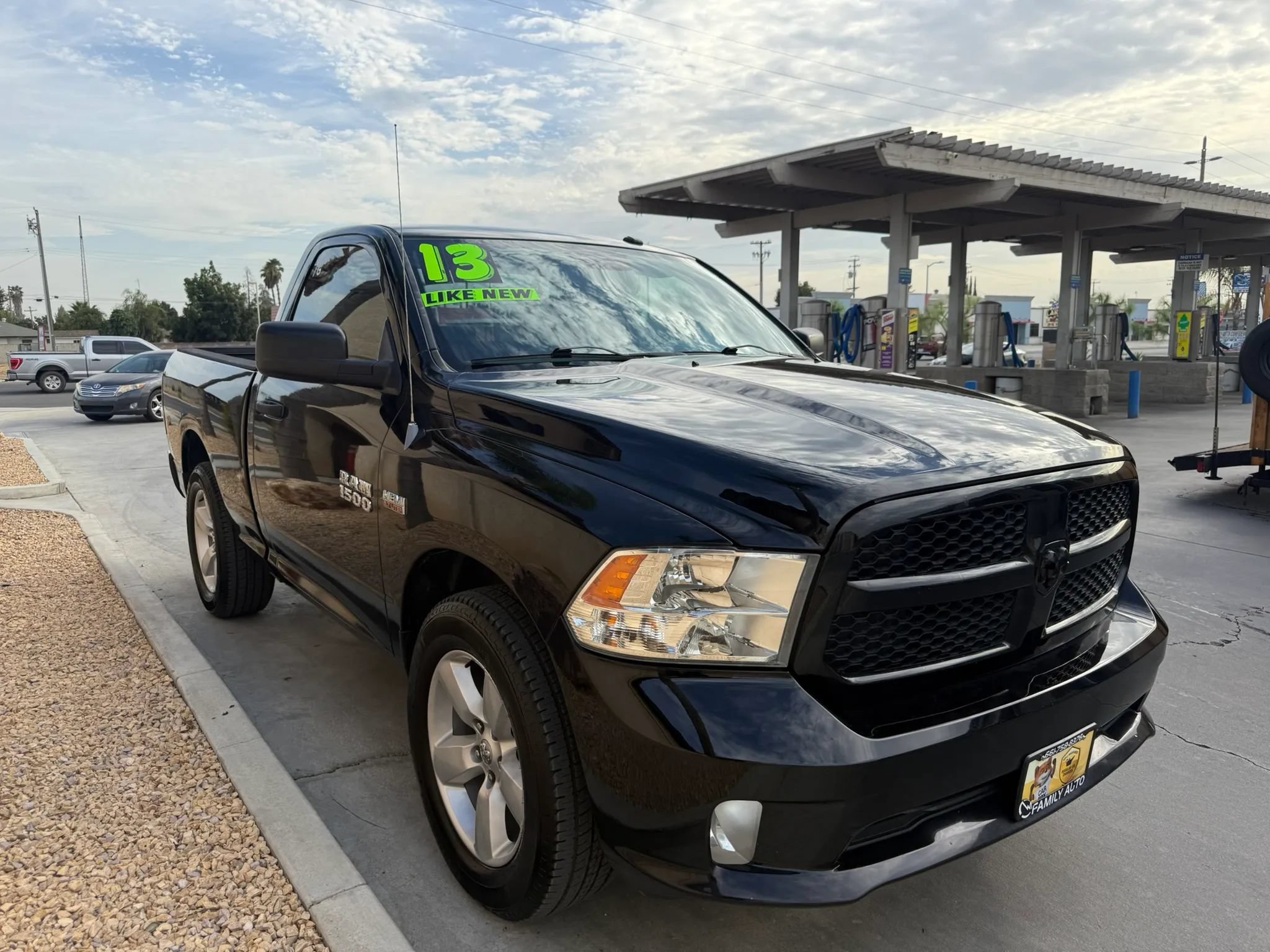 Used 2013 RAM 1500 Express RWD image 3