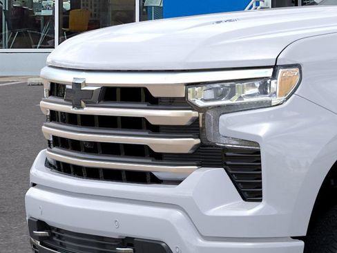 New 2026 Chevrolet Silverado 1500 High Country AWD/4WD image 13