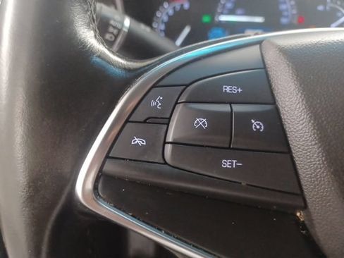 Used 2019 Cadillac XT5 Luxury FWD image 21