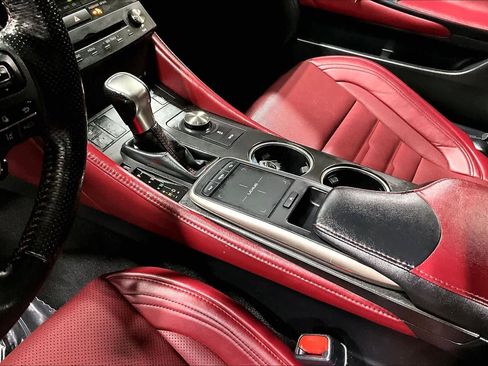 Used 2018 Lexus RC 300 AWD image 14