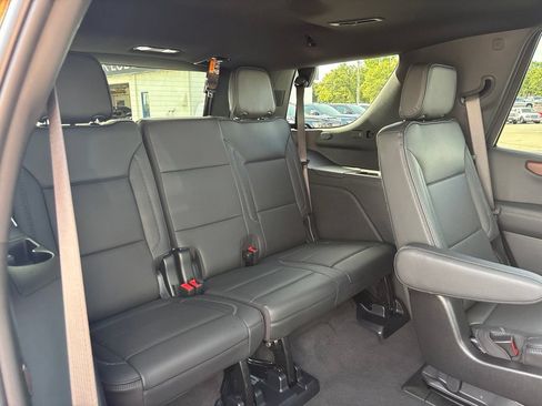 Used 2026 GMC Yukon Denali w/ Sun & Power Step Package AWD/4WD image 31