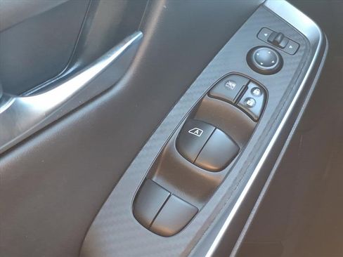 Used 2022 Nissan Sentra SR w/ Midnight Edition image 21