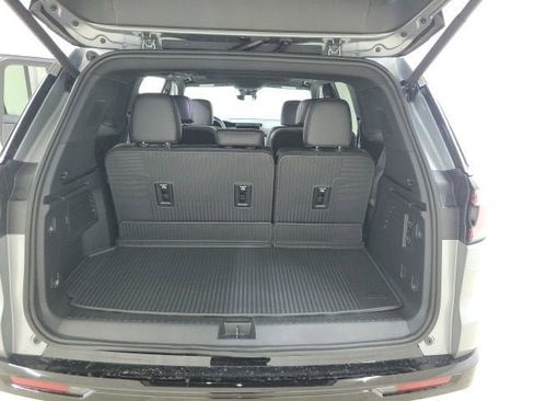 New 2026 GMC Acadia Denali w/ Super Cruise Package AWD/4WD image 6