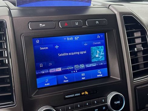 Certified 2021 Ford Expedition XLT image 18