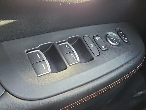 Used 2023 Honda HR-V Sport image 18