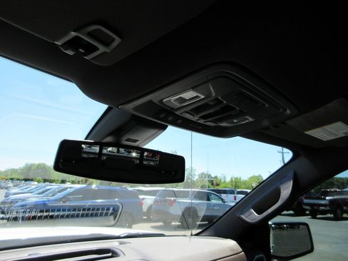 Used 2020 GMC Sierra 1500 SLT w/ SLT Premium Plus Package AWD/4WD image 37