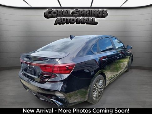Used 2024 Kia Forte GT-Line w/ GT-Line Premium Package FWD image 4