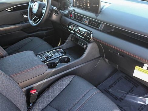 New 2026 Honda Pilot Sport image 21