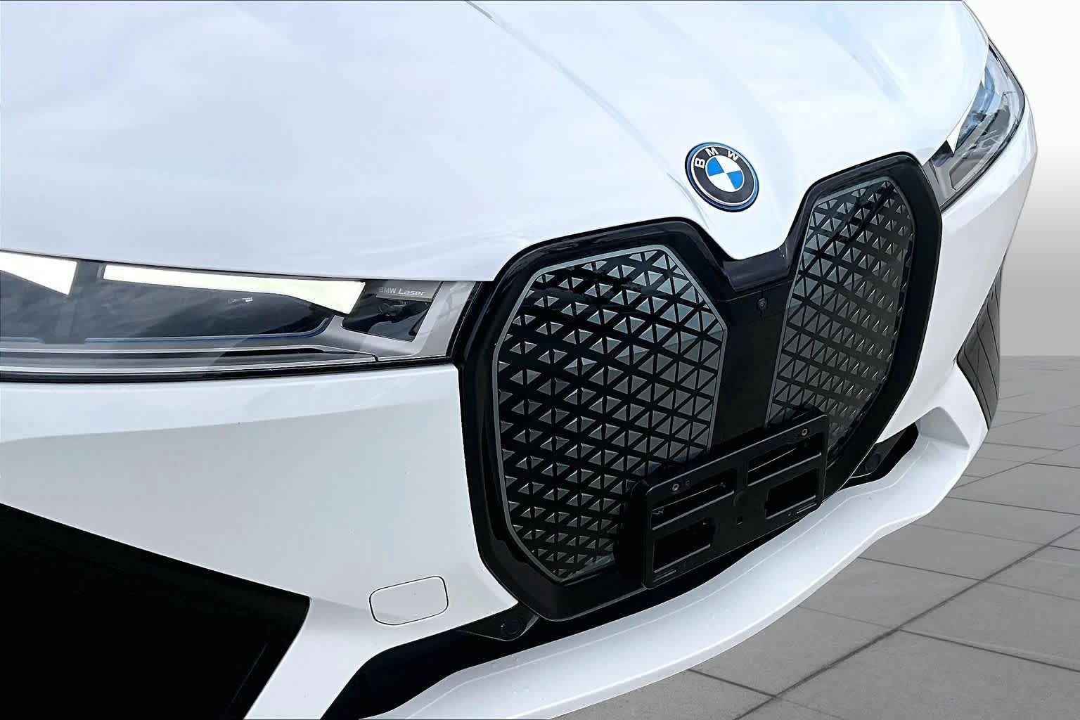 Used 2024 BMW iX M60 AWD/4WD image 27