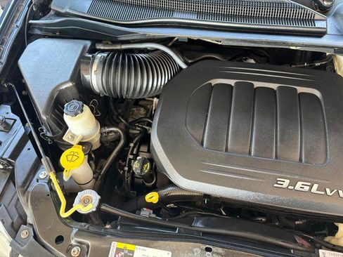 Used 2014 Dodge Grand Caravan American Value Package w/ UConnect Hands-Free Group FWD image 28
