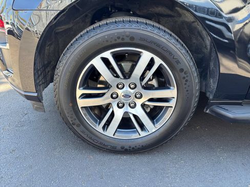 Used 2024 Ford Expedition Limited RWD image 34