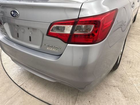 Used 2017 Subaru Legacy 2.5i Premium AWD/4WD image 21