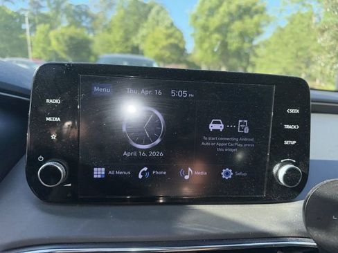 Used 2021 Hyundai Santa Fe SE FWD image 12