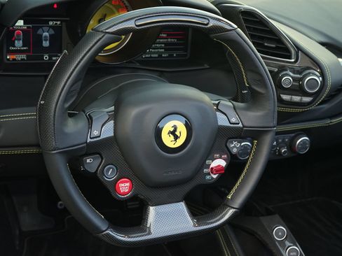 Used 2018 Ferrari 488 Spider RWD image 6