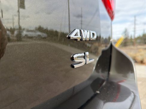 Used 2017 Nissan Pathfinder SL image 11