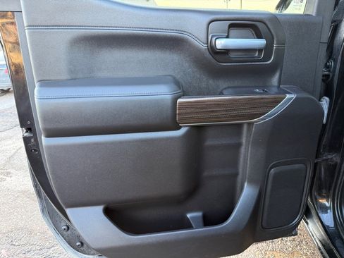 Used 2021 Chevrolet Silverado 1500 RST image 35