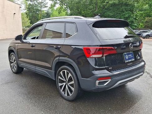 Used 2023 Volkswagen Taos SE w/ Panoramic Sunroof Package AWD/4WD image 7