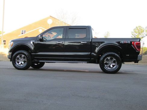 Used 2021 Ford F150 XLT w/ Equipment Group 302A High image 5