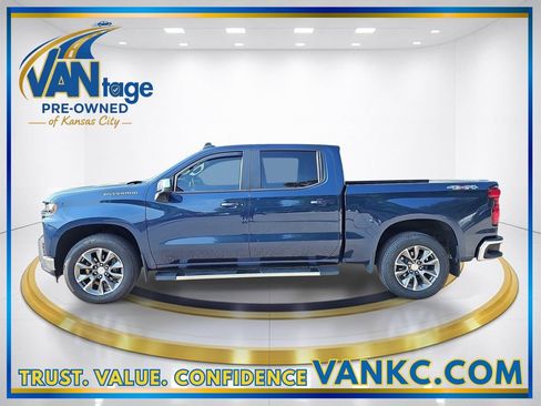 Certified 2021 Chevrolet Silverado 1500 LT w/ Bed Protection Package AWD/4WD image 10