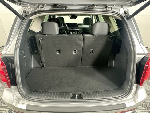 Used 2025 Hyundai Palisade SEL FWD image 31