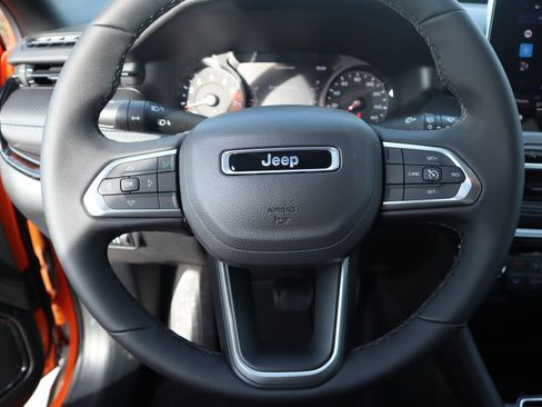 New 2026 Jeep Compass Latitude AWD/4WD image 3