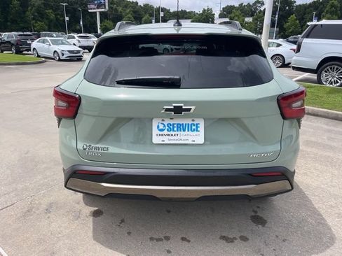 New 2026 Chevrolet Trax ACTIV w/ Driver Confidence Package FWD image 5