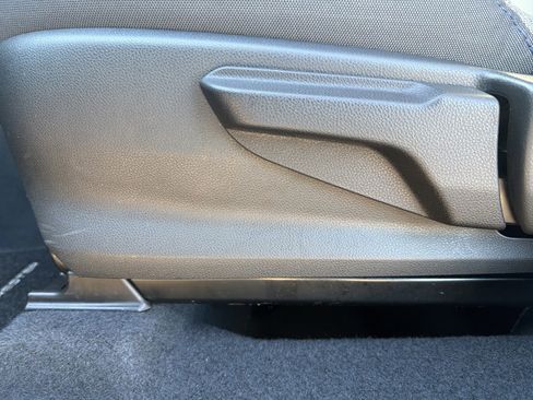 Certified 2025 Subaru Forester image 28