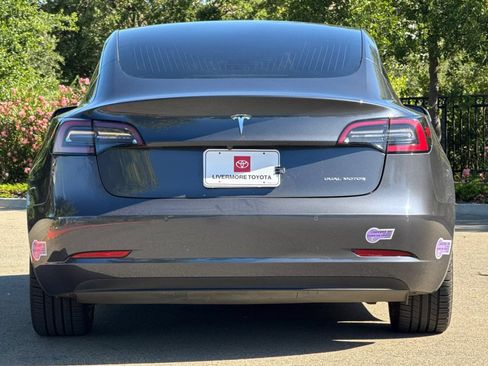 Used 2019 Tesla Model 3 Long Range AWD/4WD image 5