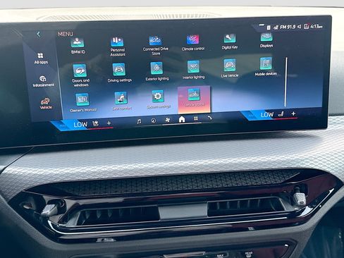 New 2026 BMW 330i xDrive Sedan w/ M Sport Package AWD/4WD image 30